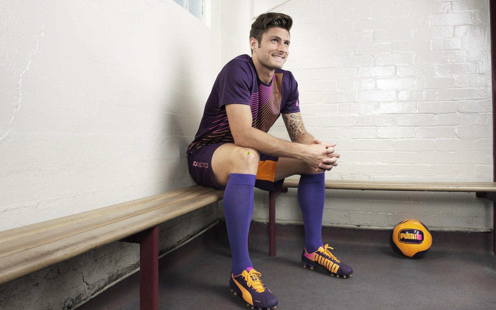 pg simulate_埃梅里再造奇迹！维拉2-1奏凯，七轮18分从降级区冲入欧冠区，利物浦遭遇滑铁卢